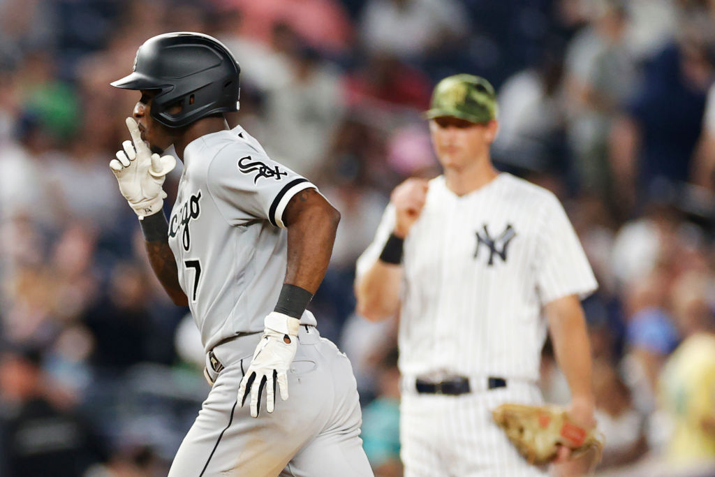Tim Anderson rounds the bases
