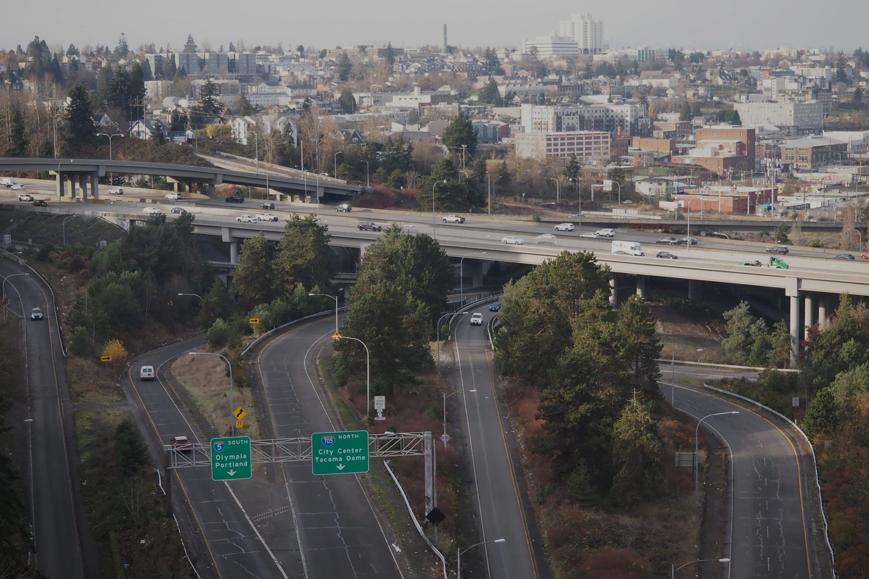 View from East 34th St Bridge, overlooking perhaps the world's most impenetrable highway interchange. I took a series of photos of it because I thought it was funny that there is not a single angle that captures all of its terminals.